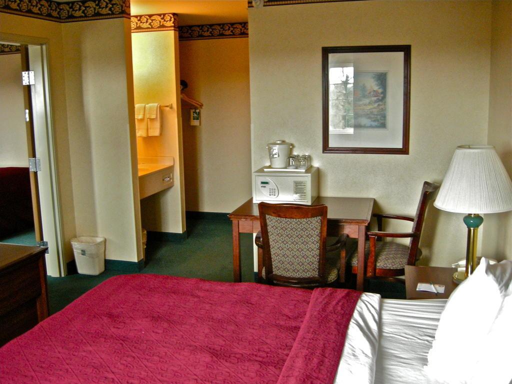Quality Inn Бенд Экстерьер фото